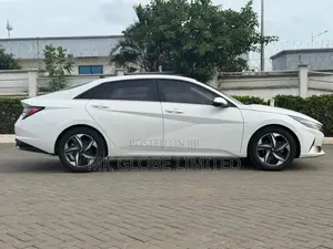 Hyundai Elantra SE 2023 White