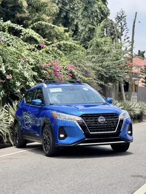 Nissan Kicks SV 2023 Blue