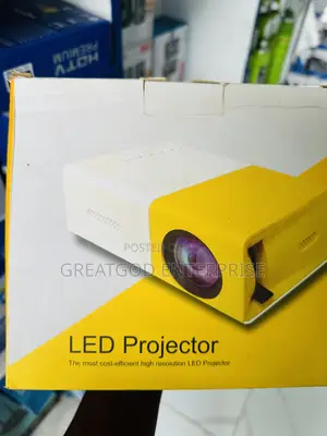 YG300 Mini LED Projector