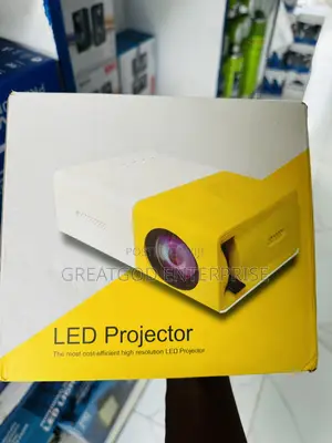 YG300 Mini LED Projector