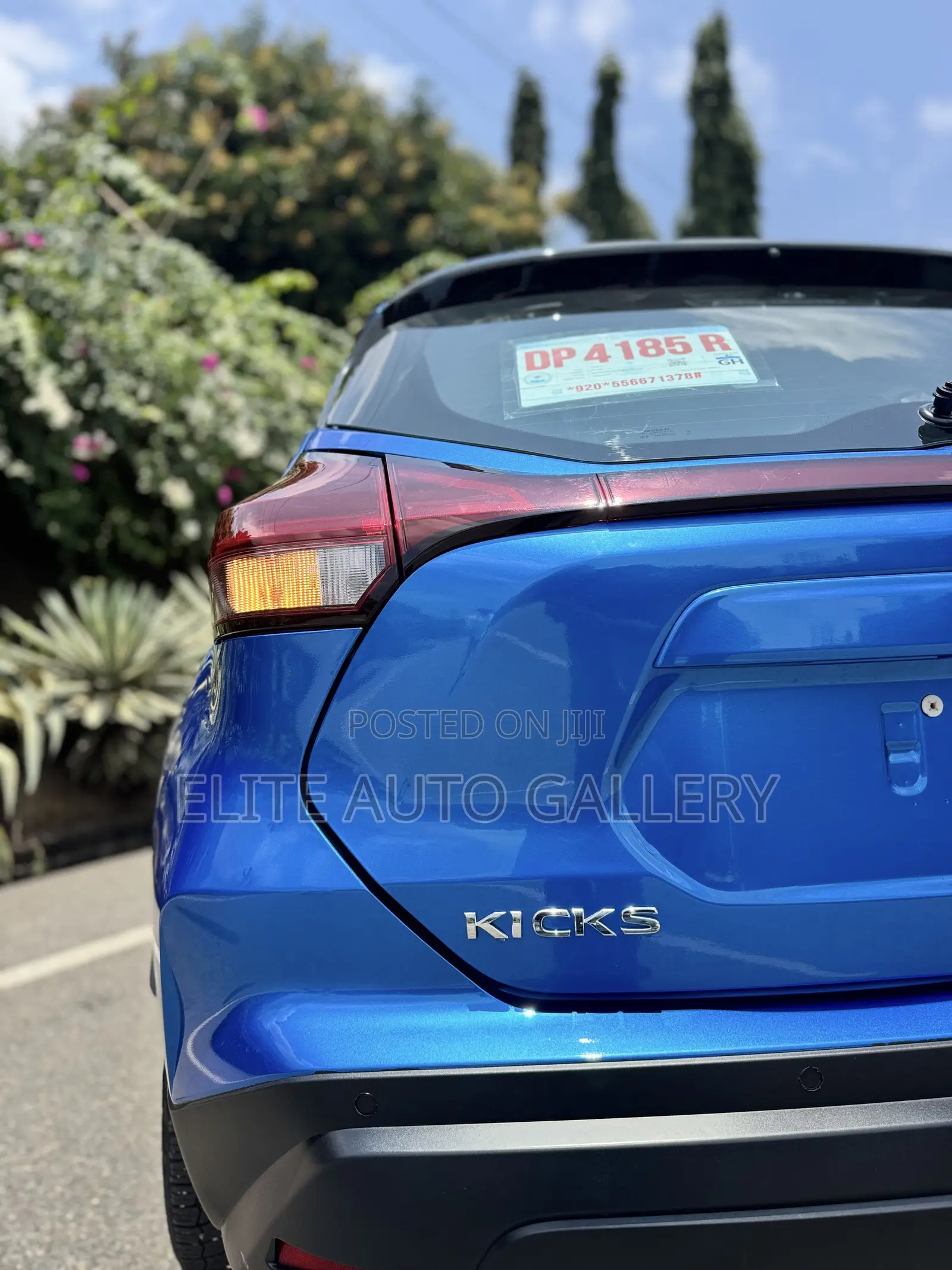 Nissan Kicks SV 2023 Blue