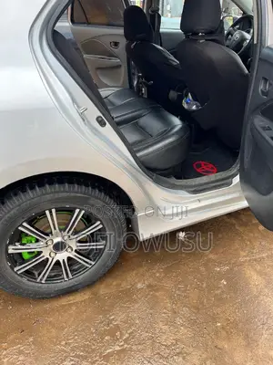 Toyota Vios 2011 Silver