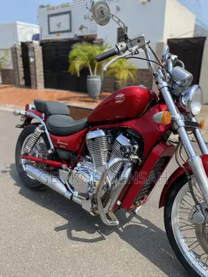 Suzuki Intruder 2008 Red
