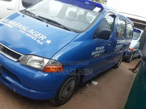 Toyota HiAce 2008 Blue