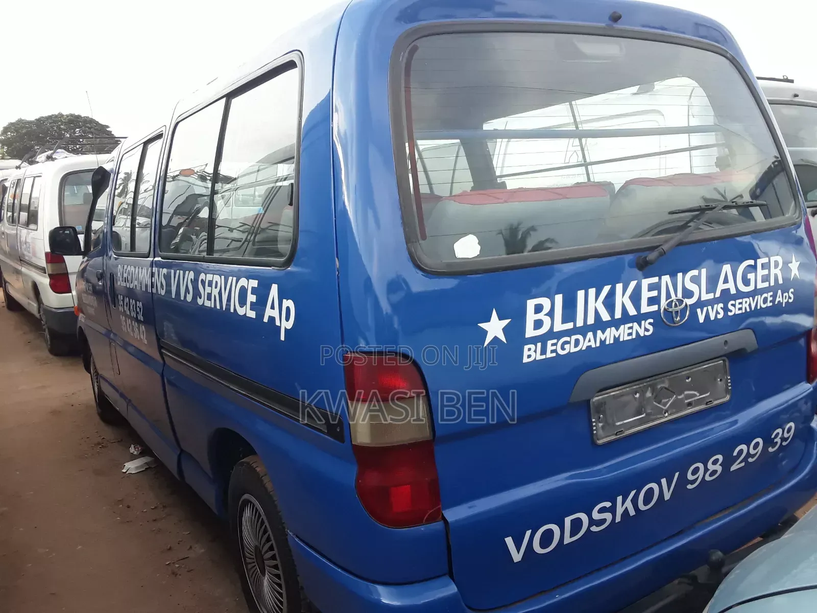 Toyota HiAce 2008 Blue