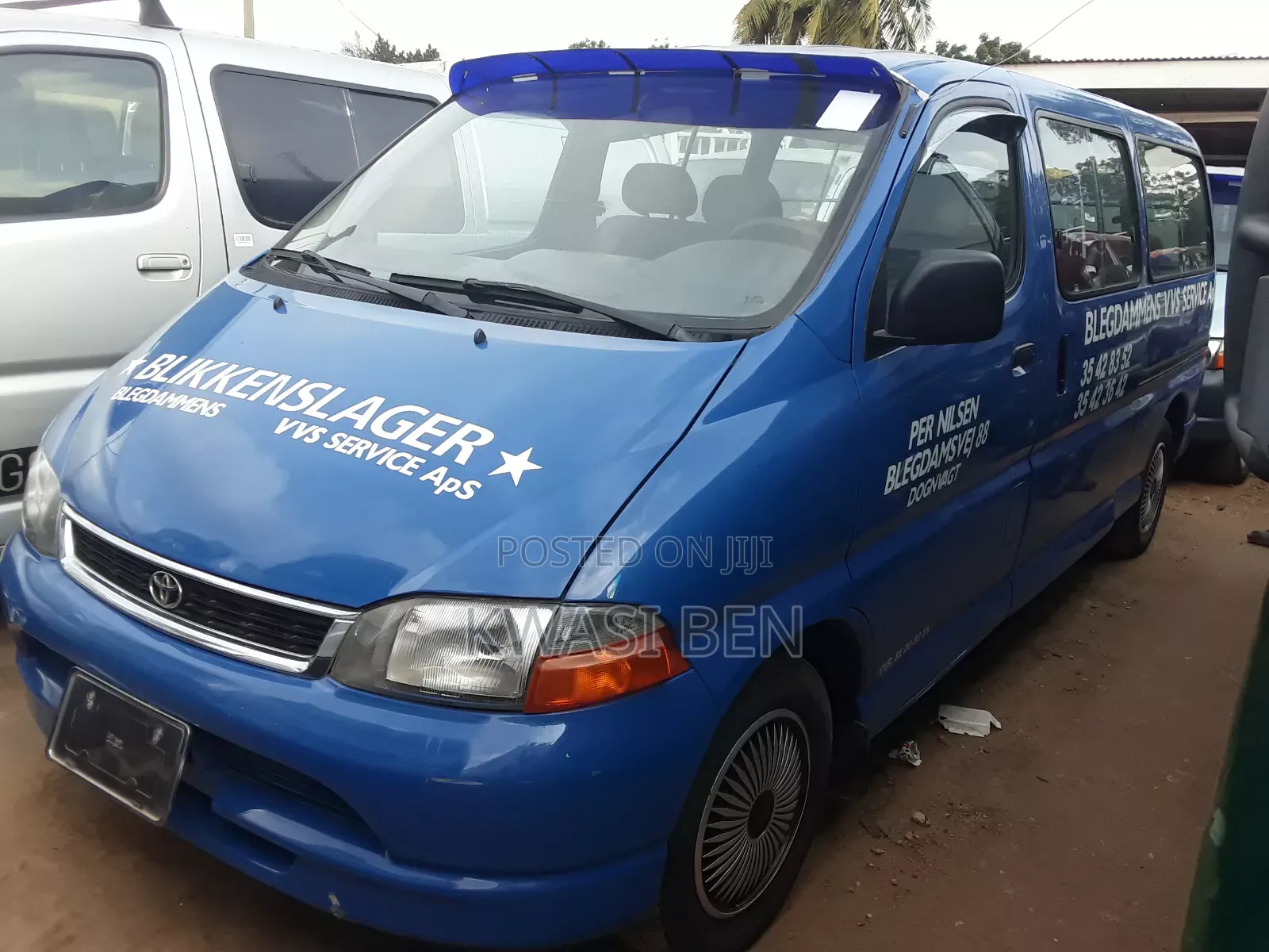 Toyota HiAce 2008 Blue