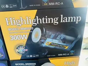 MM8820 300W Dimmable Color Adjustable LED Highlighting Lamp