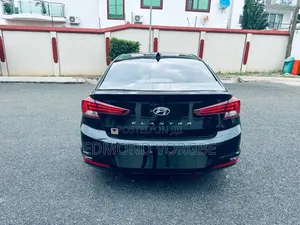 Hyundai Elantra 2020 Black