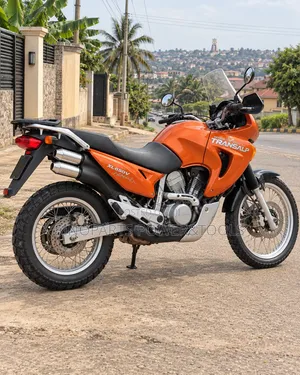 Honda Transalp XL600V 2019 Orange