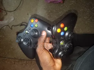 Xbox360 With 12 Games