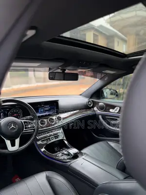 Mercedes-Benz E300 2019 Black
