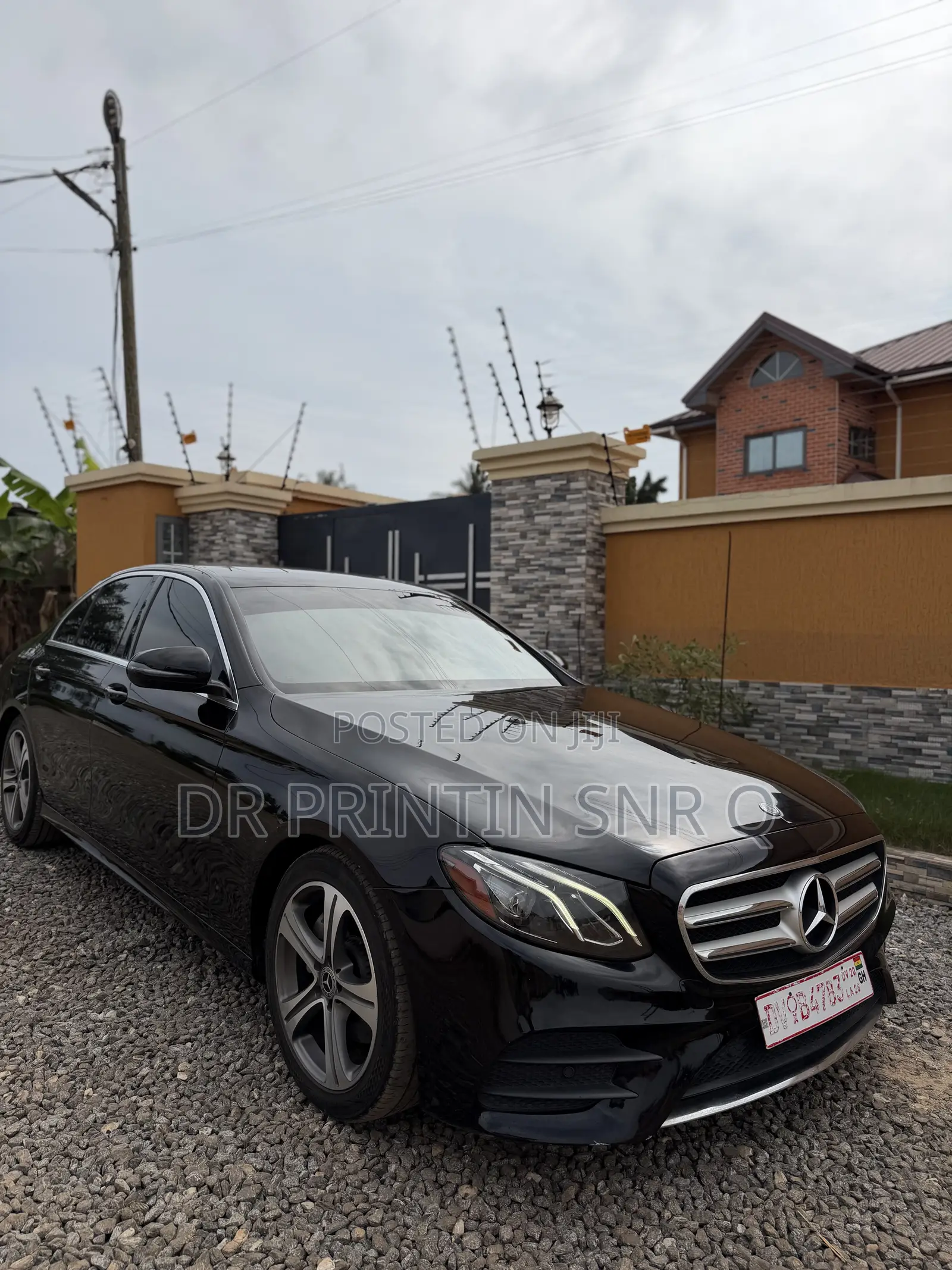 Mercedes-Benz E300 2019 Black