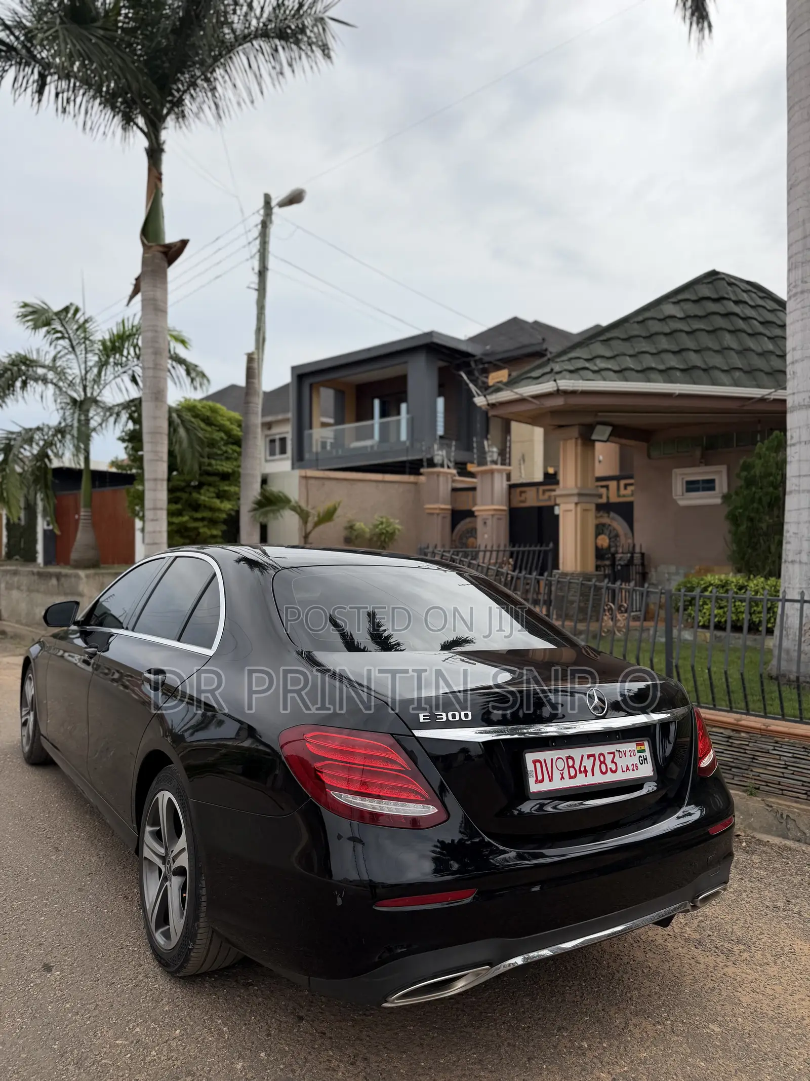 Mercedes-Benz E300 2019 Black
