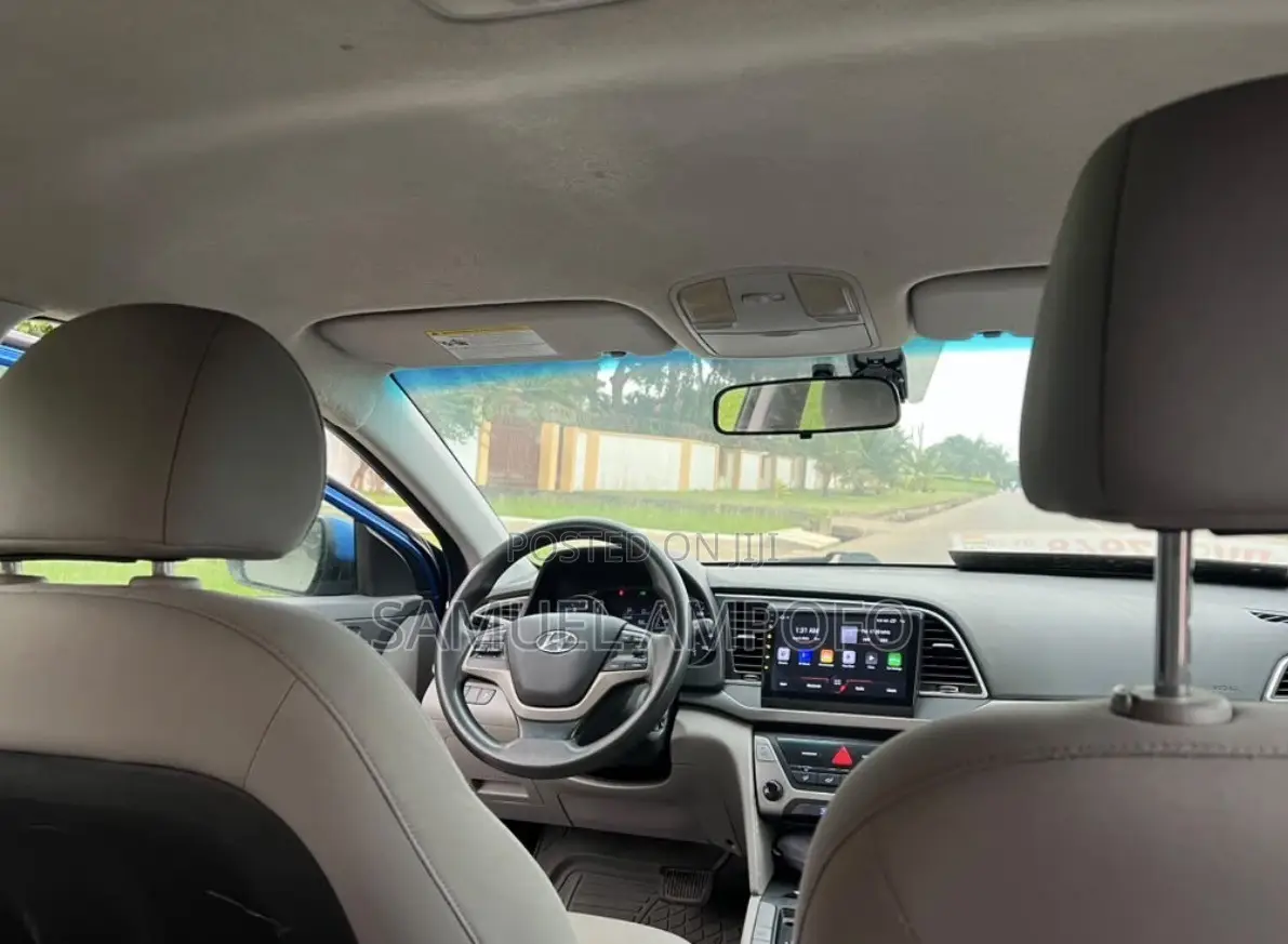 Hyundai Elantra Sport Sedan FWD (1.6L 4cyl 6M) 2017 Blue