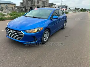 Hyundai Elantra Sport Sedan FWD (1.6L 4cyl 6M) 2017 Blue