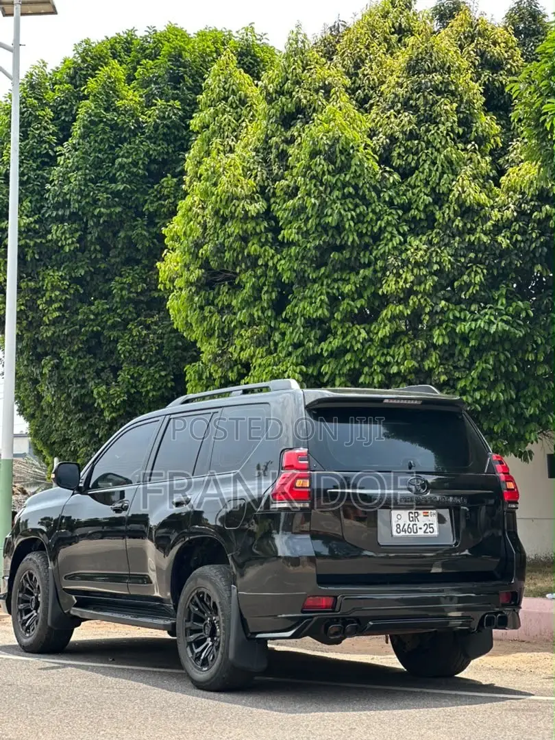 Toyota Land Cruiser Prado 3.0 D-4D (172 Hp) 2014 Black