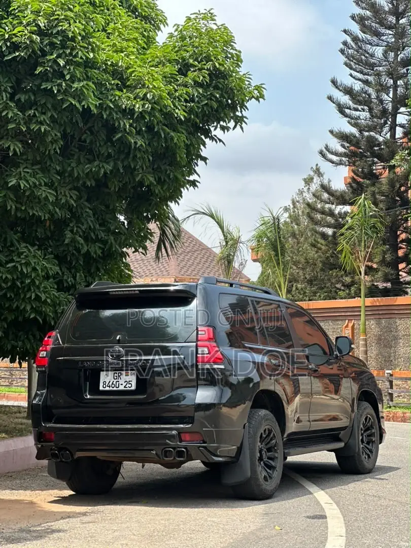 Toyota Land Cruiser Prado 3.0 D-4D (172 Hp) 2014 Black