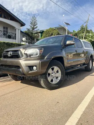 Toyota Tacoma V6 4dr Double Cab 4WD 6.1 ft. SB (4.0L 6cyl 5A) 2014