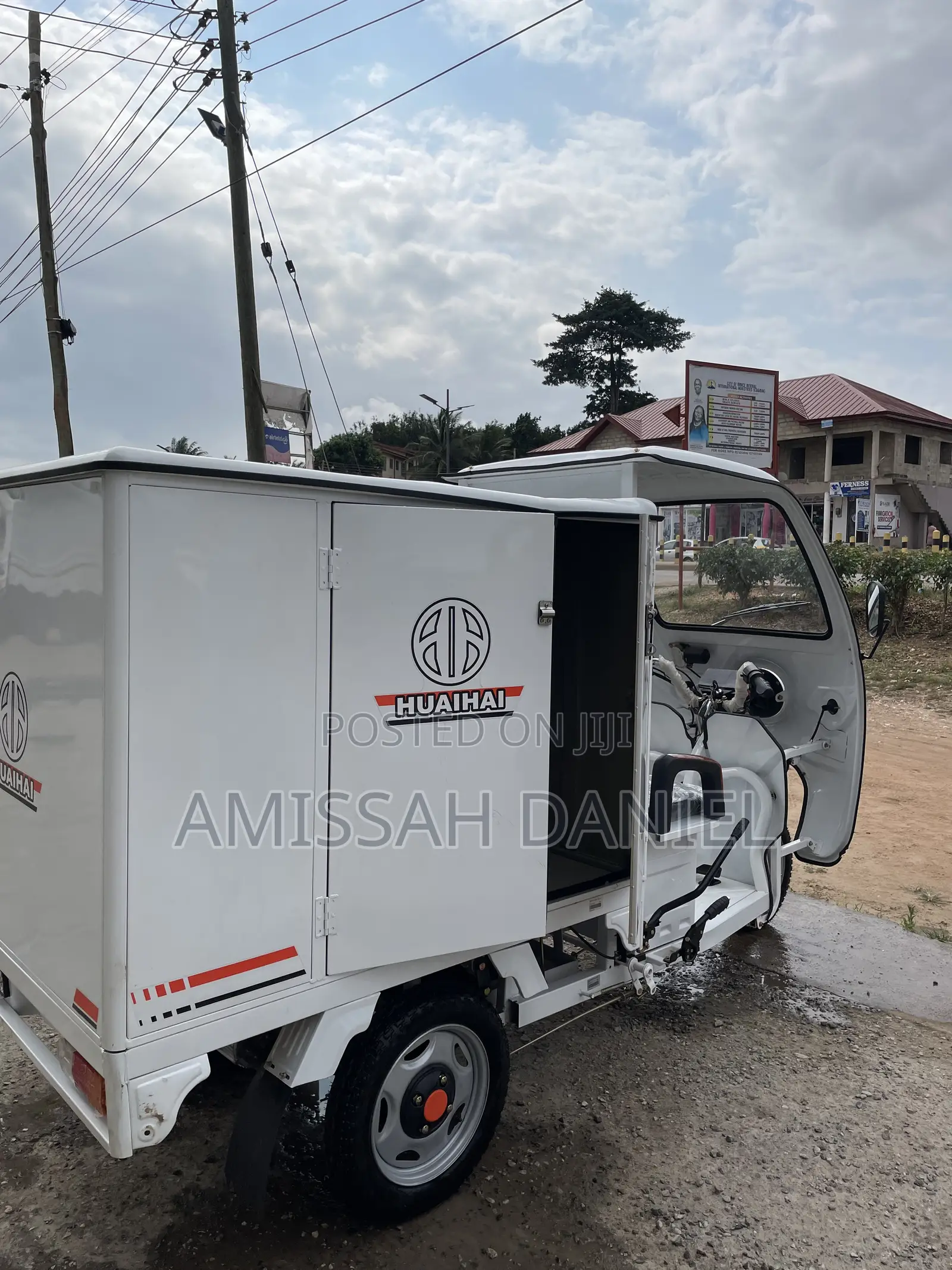 New Tricycle 2026 White