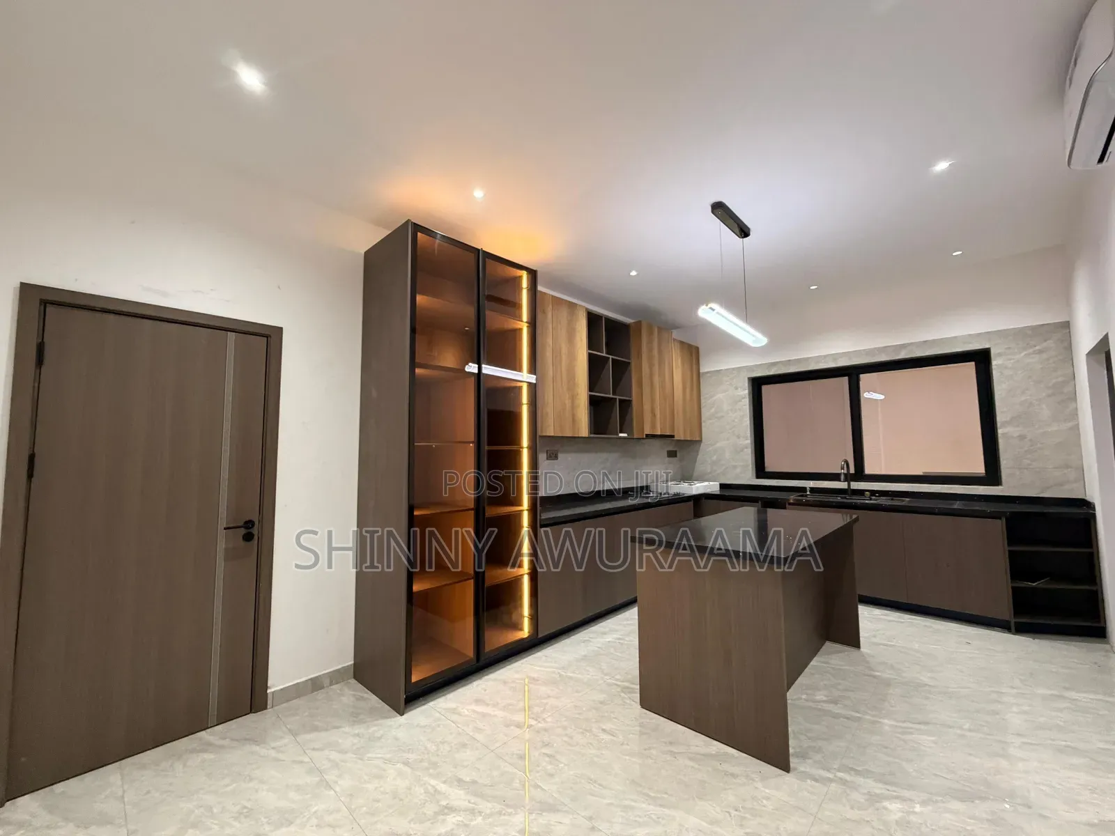 7bdrm House in East Legon, Ability for sale