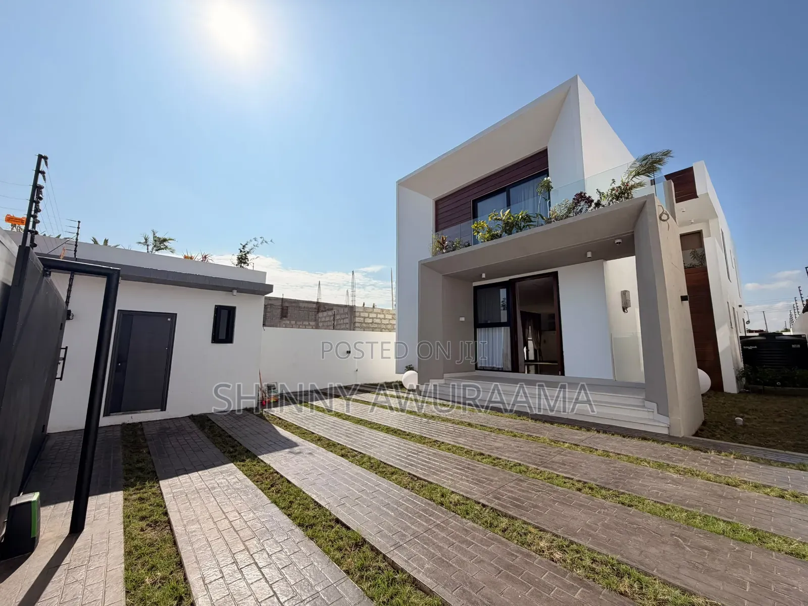 4bdrm House in East Legon Hills, School Junction for sale