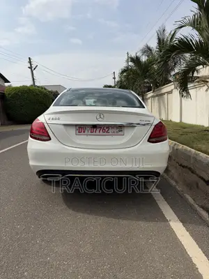 Mercedes-Benz C300 Luxury 4Matic Sedan AWD (2.0L 4cyl 7A) 2016 White
