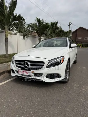 Mercedes-Benz C300 Luxury 4Matic Sedan AWD (2.0L 4cyl 7A) 2016 White