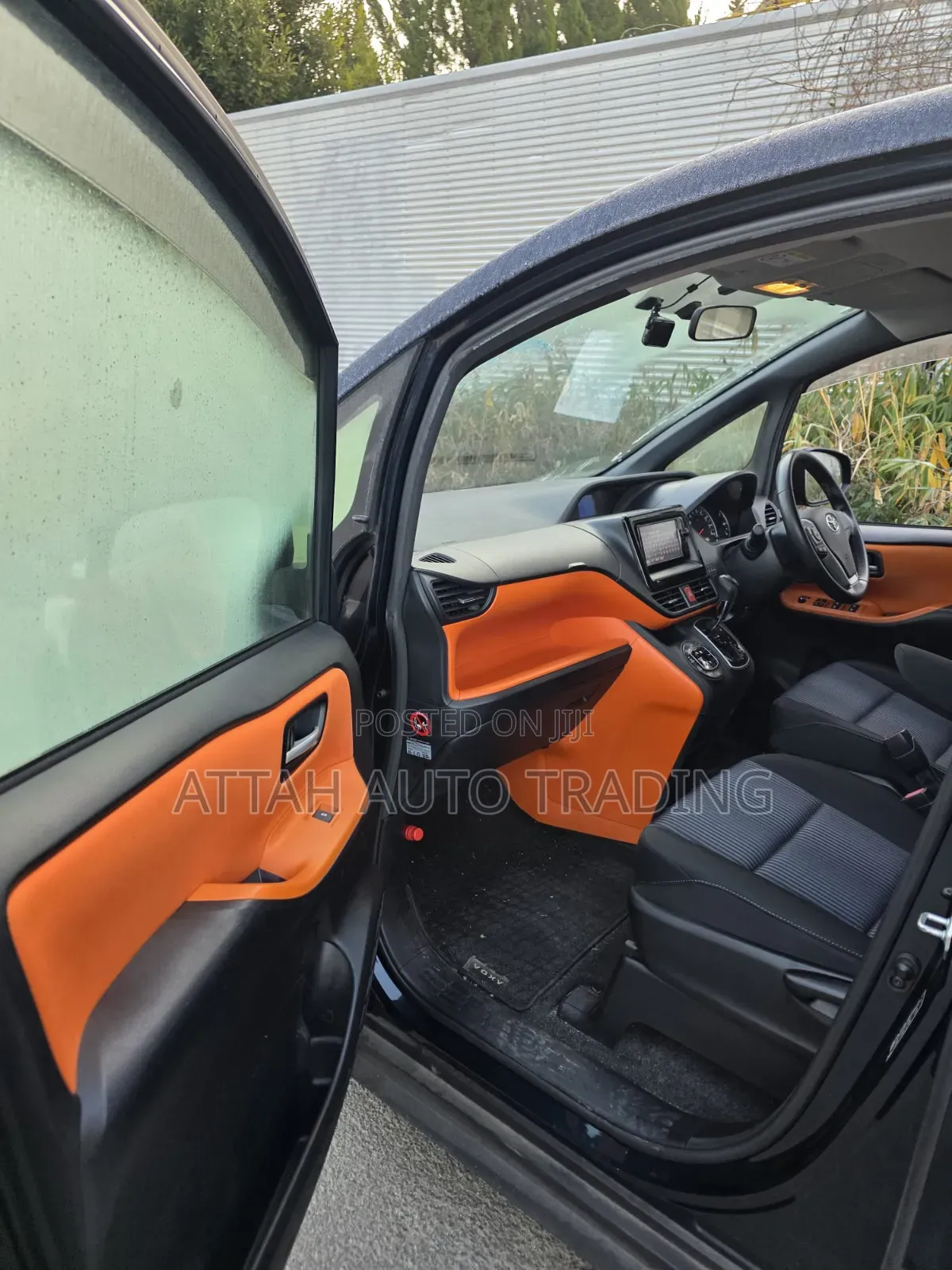 Toyota Voxy 2014 Black