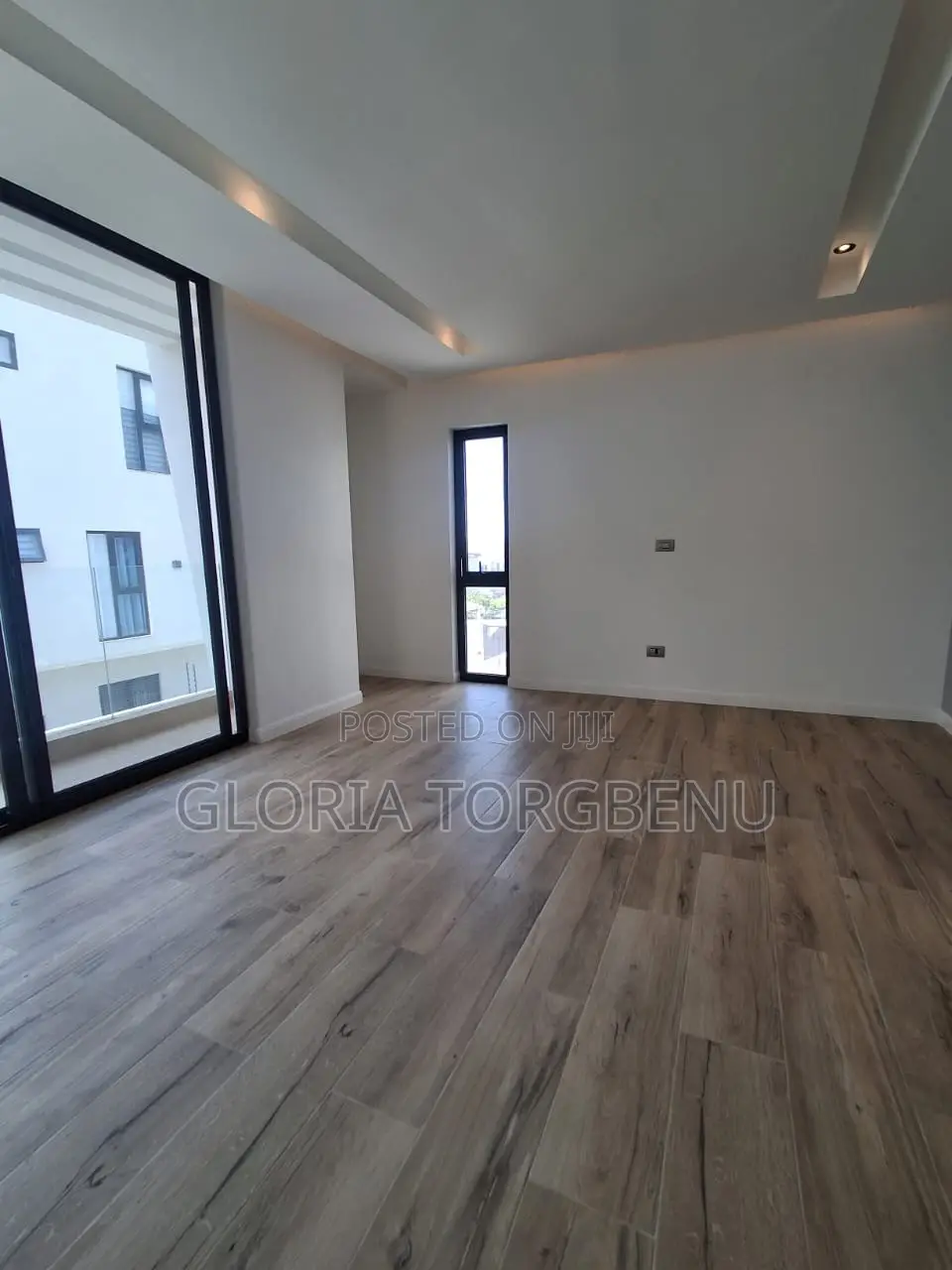 4bdrm House in Dzorwulu for sale
