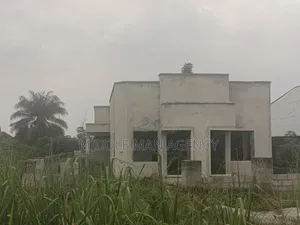 Mini Flat in Middle Man Agency, Ejisu-Juaben Municipal for sale