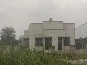 Mini Flat in Middle Man Agency, Ejisu-Juaben Municipal for sale