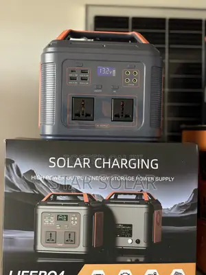 Fibon 550W Portable Power Station With 150W Panel + 4 Bulbs