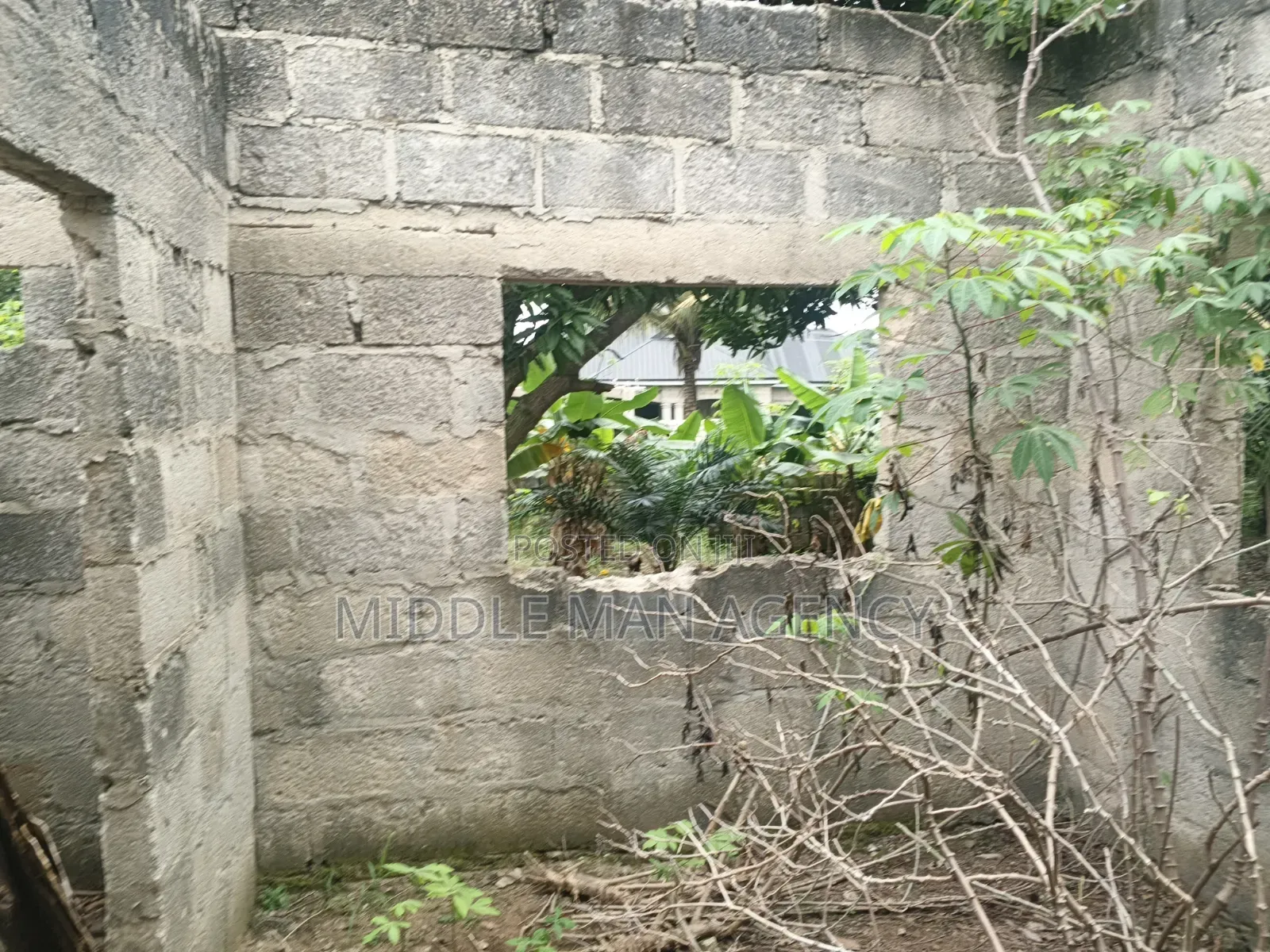 12bdrm House in Ejisu-Juaben Municipal for sale