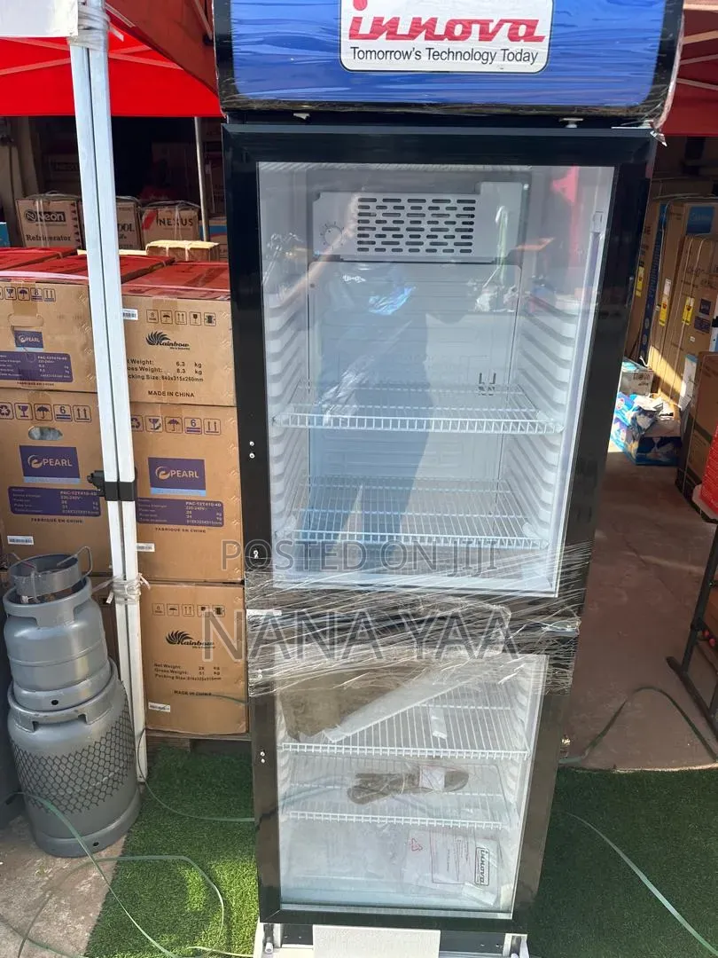 Innova Quality Double Door Showcase Fridge 350 Litres