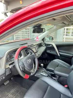 Toyota RAV4 Limited 4dr SUV AWD (2.5L 4cyl 6A) 2015 Red