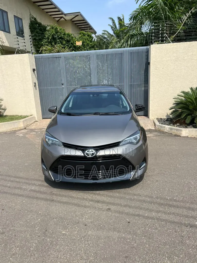 Toyota Corolla LE Eco (1.8L 4cyl 2A) 2018 Brown