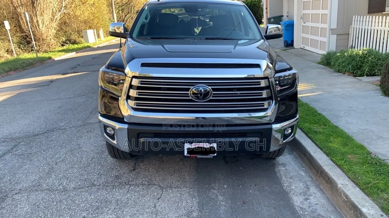 Toyota Tundra Front Grill 2014,2016,2017,2018,2019,2020,2021