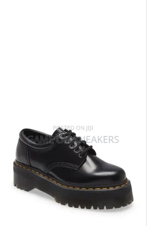 Dr. Martens 8053 Quad