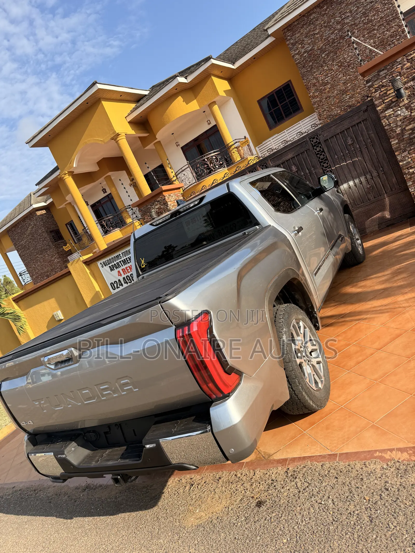 Toyota Tundra 1794 2022 Silver