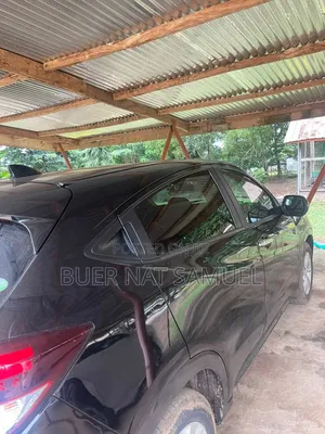 Honda Vezel 2015 Black