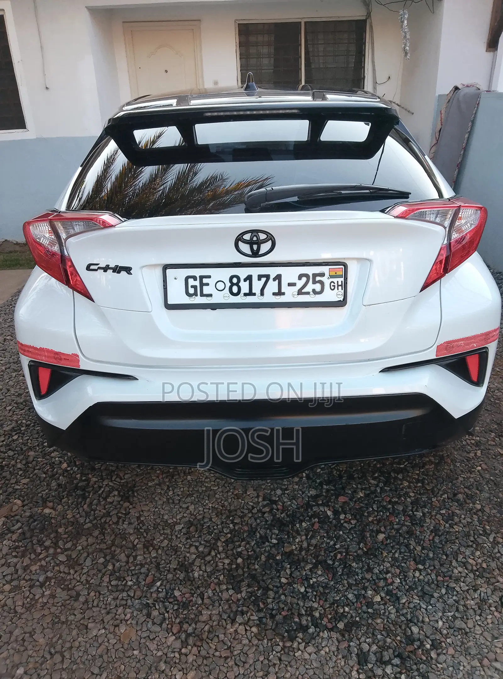 Toyota C-HR LE FWD 2020 White