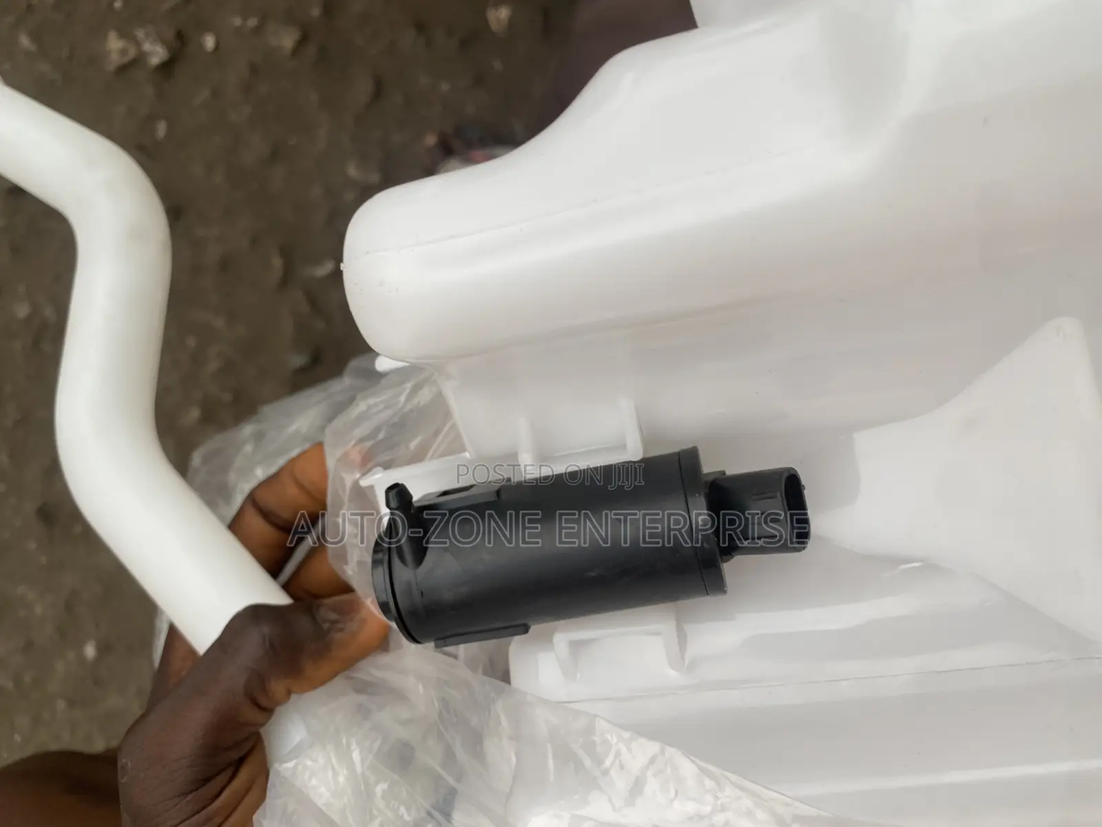 Toyota RAV4 2019-2026 Wiper Wash Reservoir/Wiper Bottle With Motor