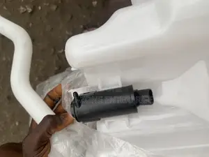 Toyota RAV4 2019-2026 Wiper Wash Reservoir/Wiper Bottle With Motor