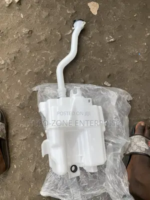 Toyota RAV4 2019-2026 Wiper Wash Reservoir/Wiper Bottle With Motor