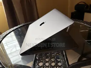 Laptop Apple MacBook Pro 2020 8GB Intel Core i7 SSD 256GB