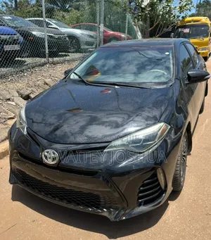 Toyota Corolla 2015 Black