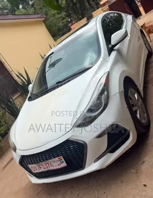 Hyundai Elantra 2014 White