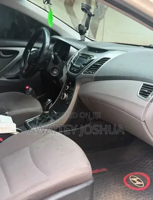 Hyundai Elantra 2014 White