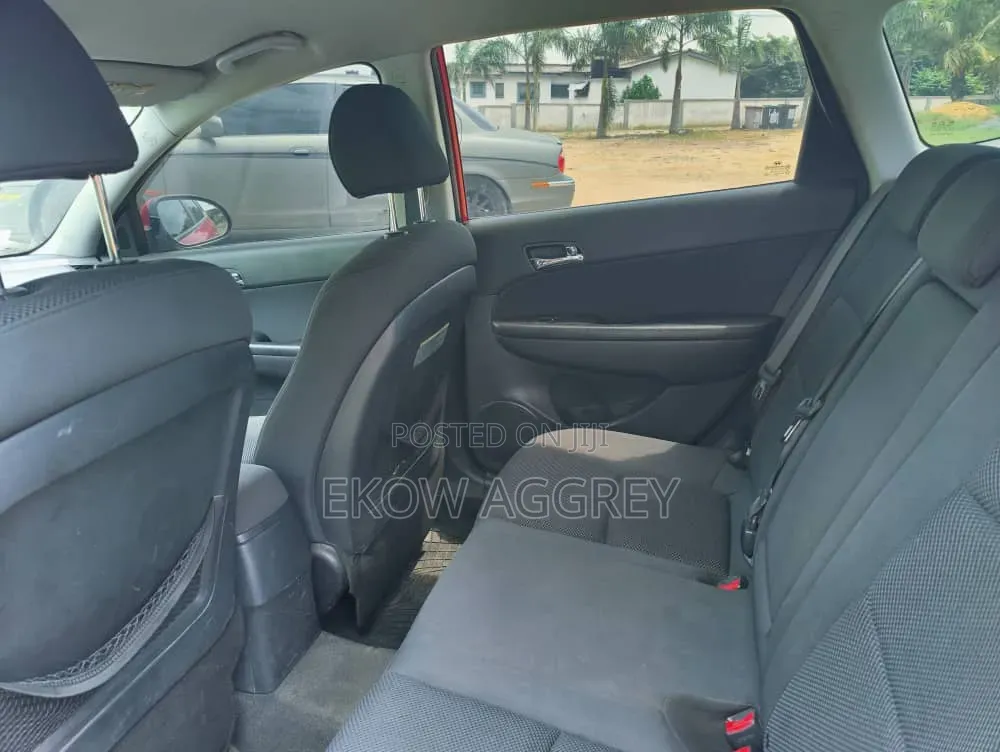 Hyundai Elantra GLS Automatic 2011 Red