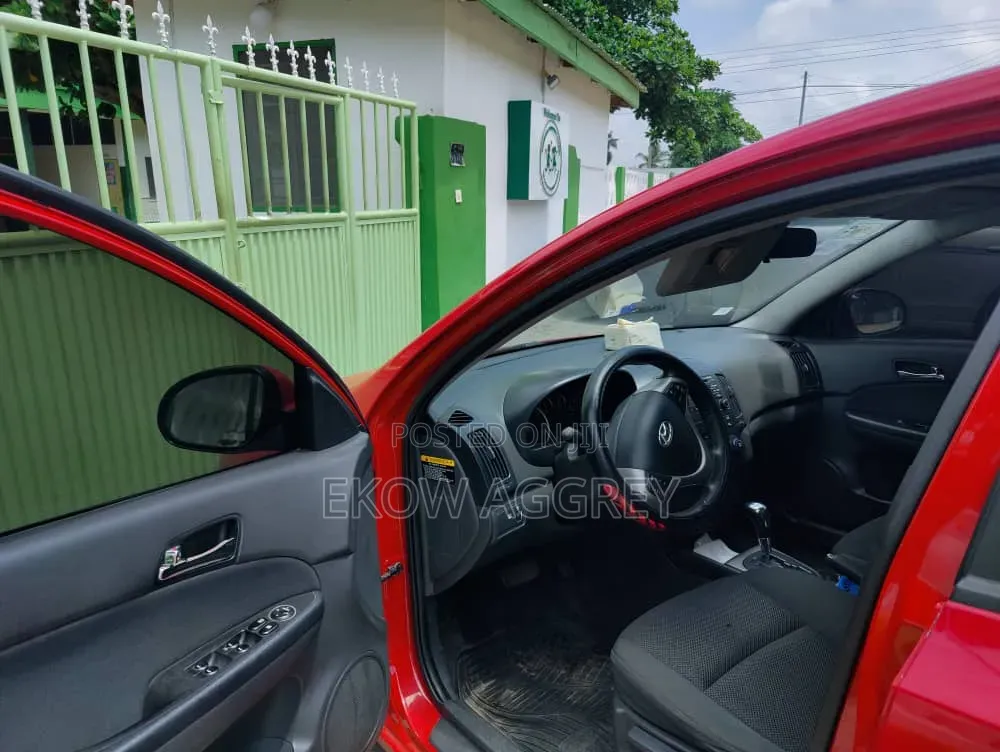 Hyundai Elantra GLS Automatic 2011 Red